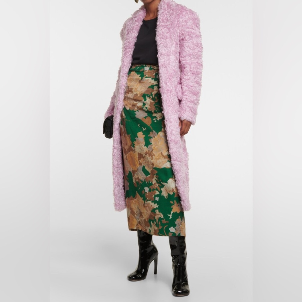 DRIES VAN NOTEN Coat Lilac FR34 / US 2/4 $3450.  Brand New. Stunning!  Timeless!
